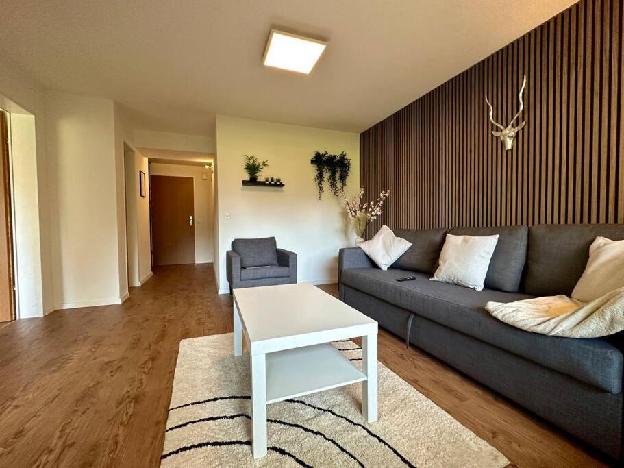 Alpine Retreat 4 Person Apartment Near Zermatt With Parking! 태쉬 외부 사진